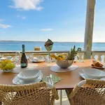 Seafront Escape - Happy Sibuljina