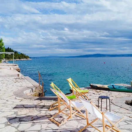 Seafront Escape - Happy Apartamento *