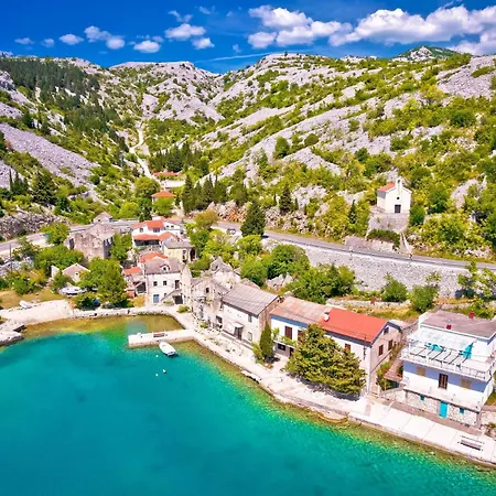 Feriehus Seafront Escape - 4Br Beachfront Villa For 8 *