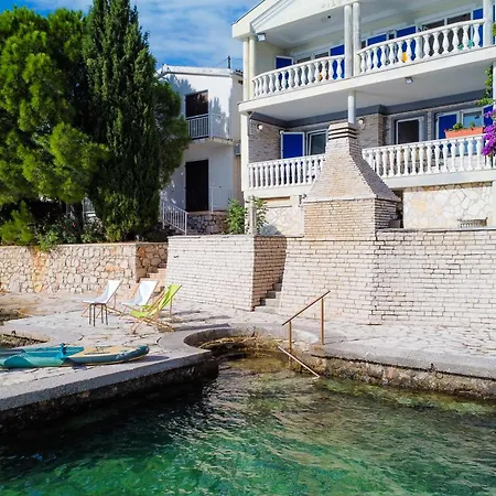 Seafront Escape - Happy Apartman Šibuljina