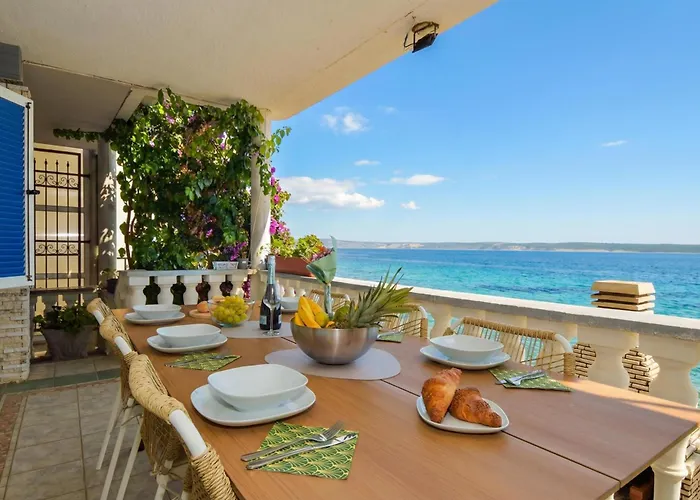 Apartman Seafront Escape - Happy